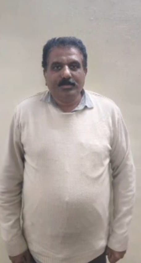 23 ஆண்டுகளாக… மாணவிகளுக்கு பாலியல் தொல்லை… அரசு பள்ளி ஆசிரியர் கைது…